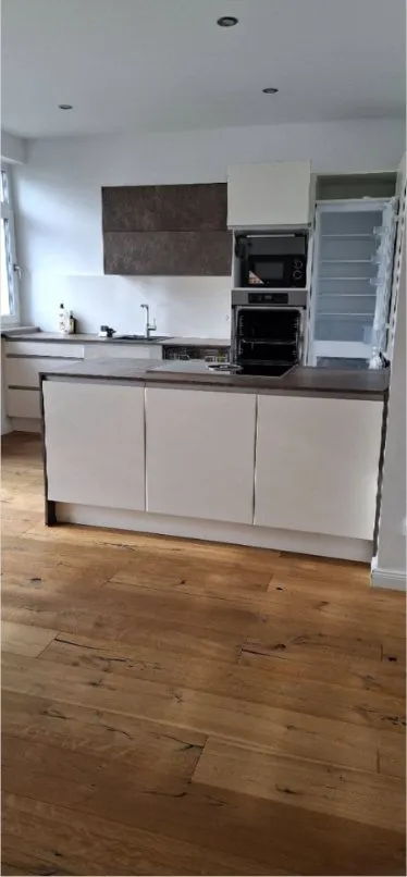 Kitchen of a flat after move-out cleaning